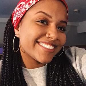 Meet your Posher, Alyssa